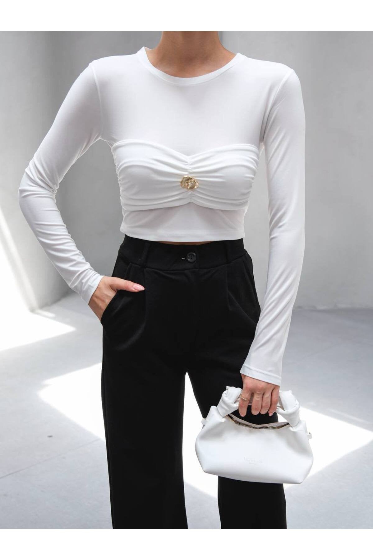 Gold Detaylı Uzun Kollu Crop Bluz