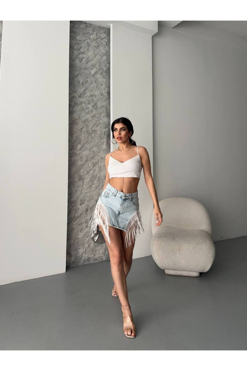 Püskül Detaylı Asimetrik Denim Mini Etek