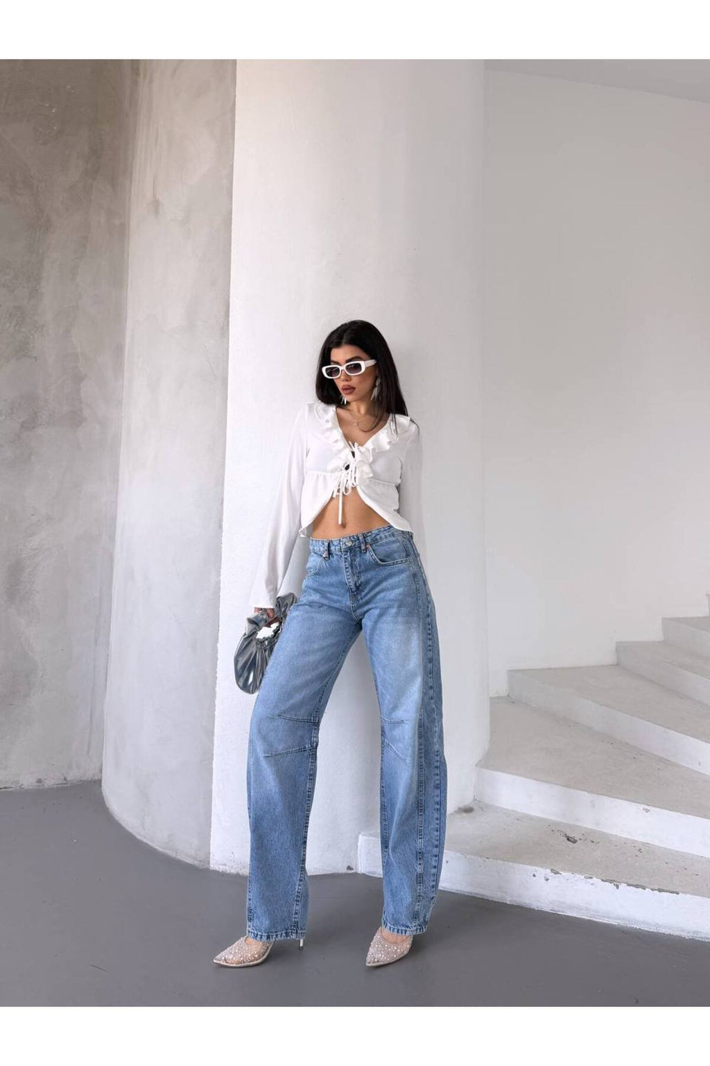 Zincir Detaylı Dikişli Bol Paça Jean Pantolon