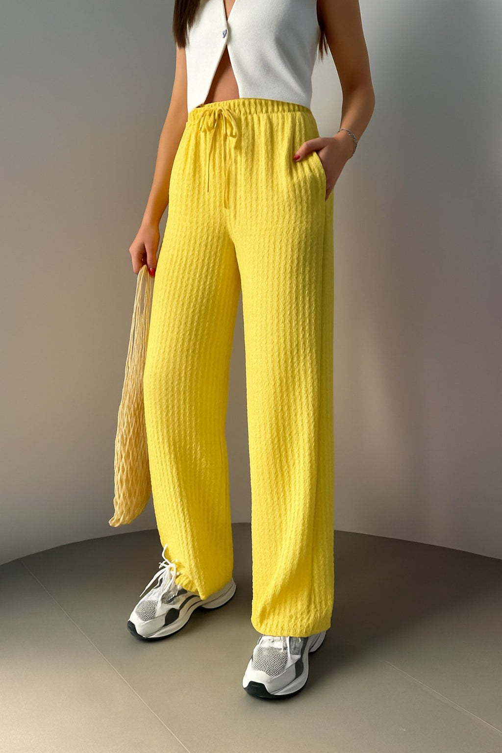 Lastikli Bel Rahat Kesim Dokuma Pantolon