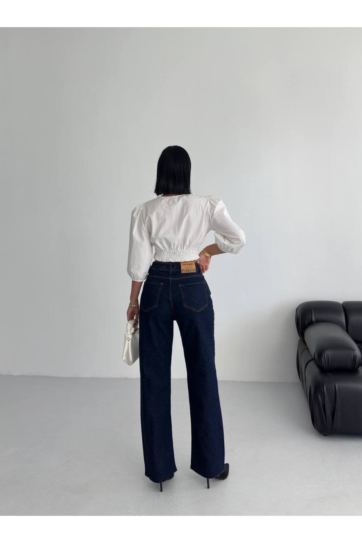 Kesik Paça Straight Jean