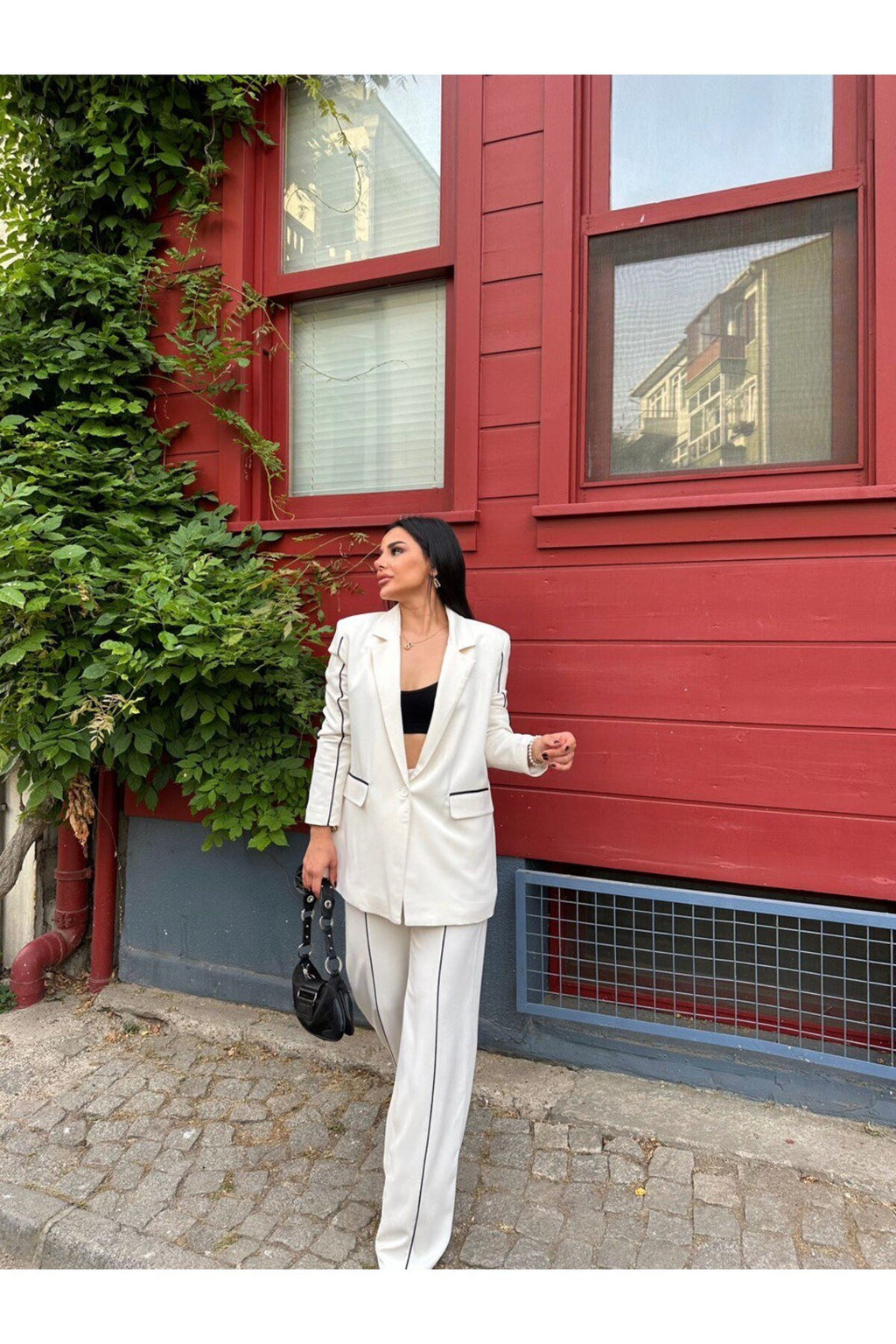 Minimal Tarzın Gücü: Şerit Detaylı Takım