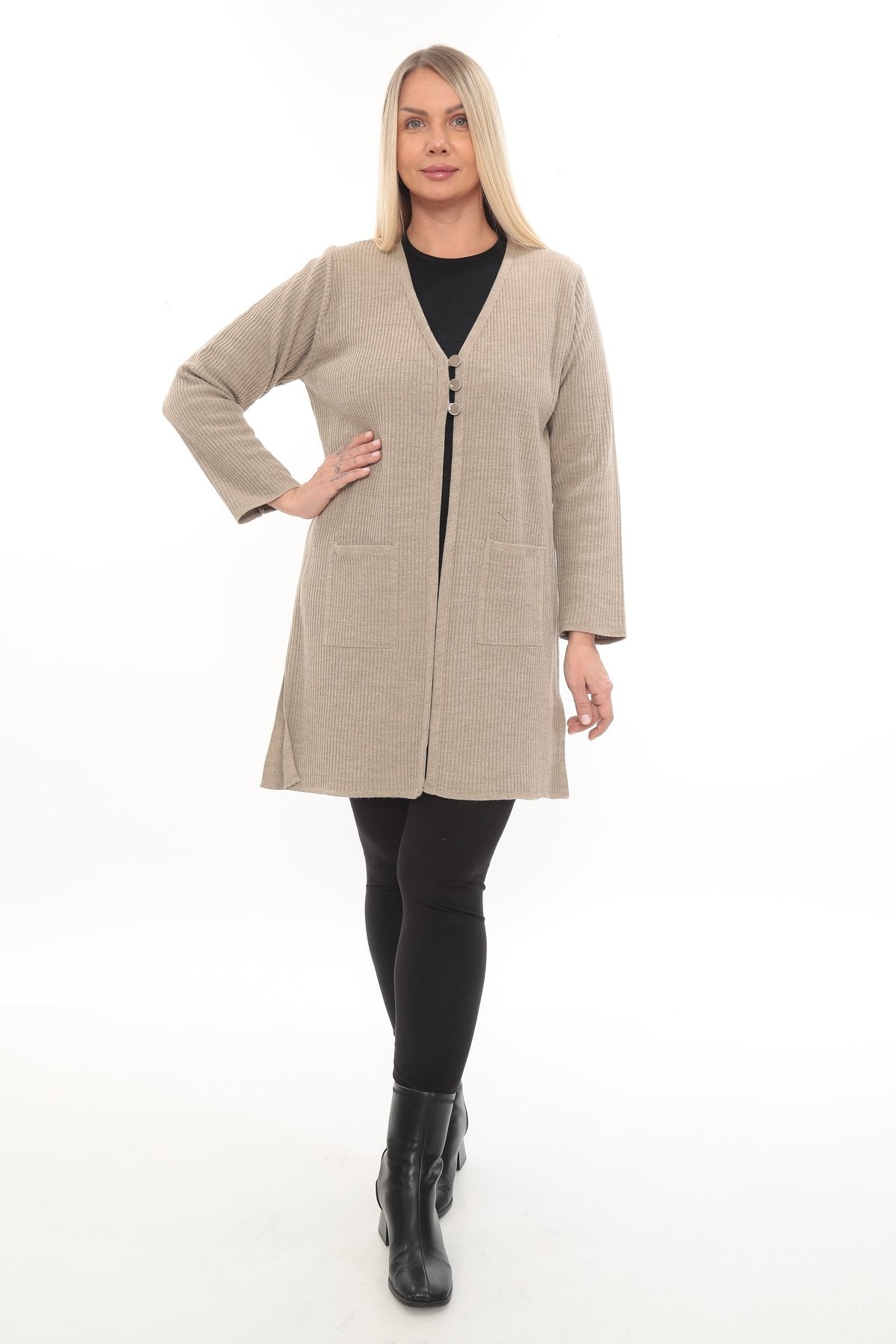 Sade ve Şık Triko Hırka