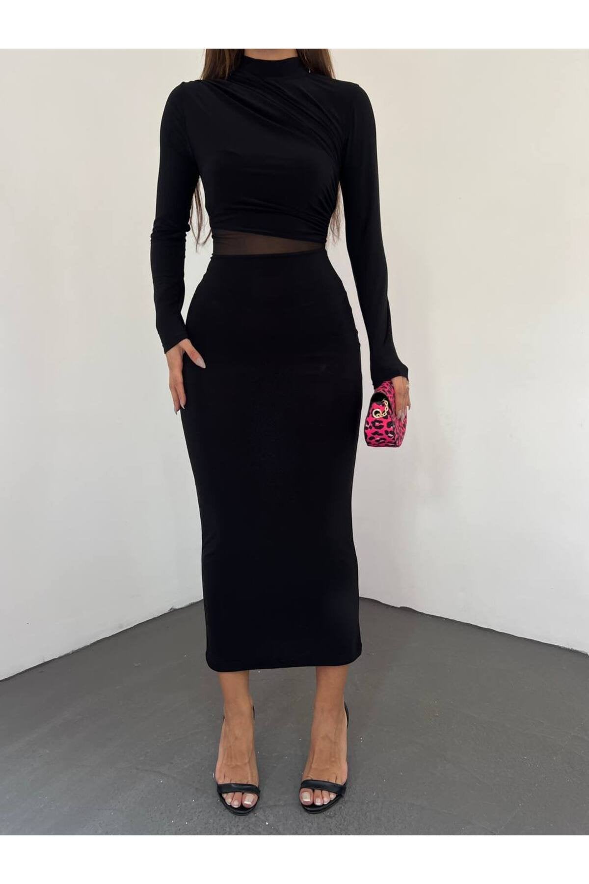 Bel Tül Detaylı Şık Midi Elbise