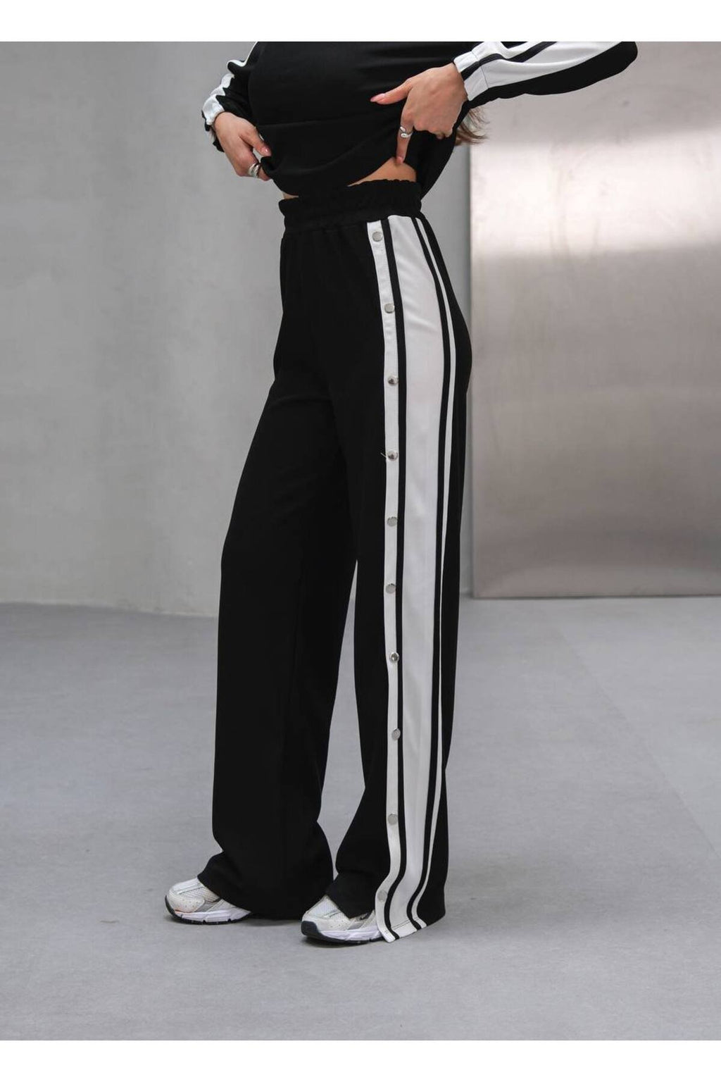 Çıtçıt Detaylı Yan Şeritli Kadın İkili Spor Takım