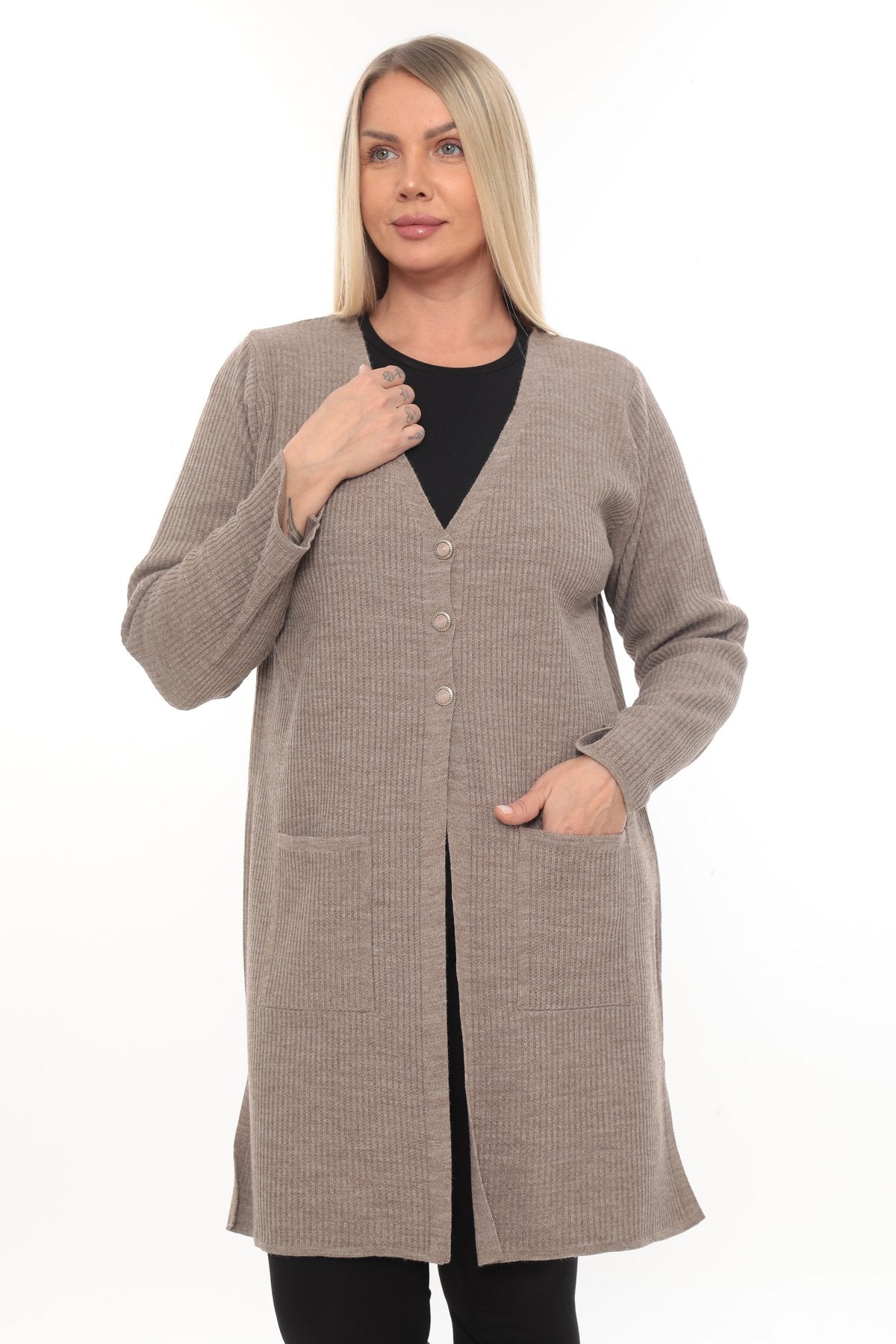 Sade ve Şık Triko Hırka