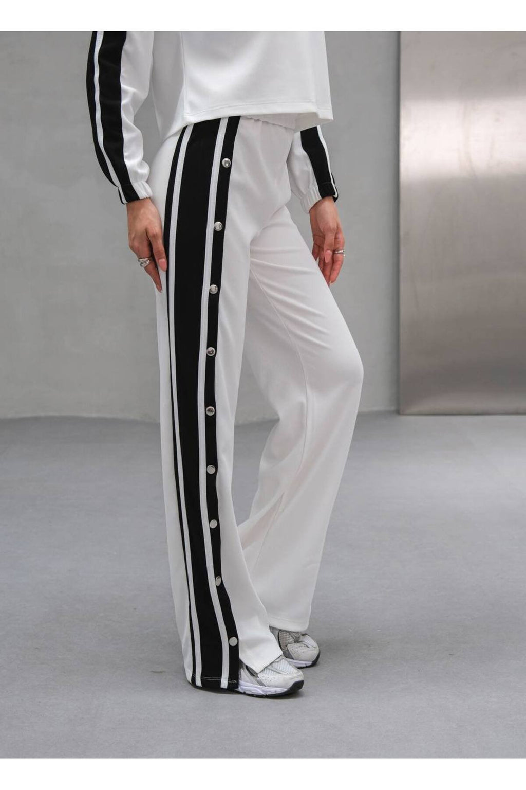 Çıtçıt Detaylı Yan Şeritli Kadın İkili Spor Takım