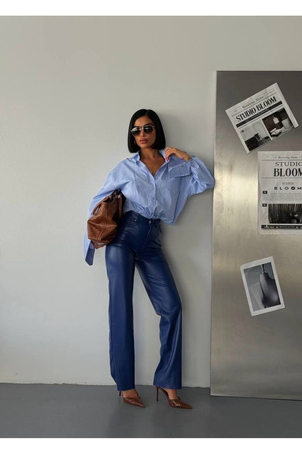 Modern ve Çarpıcı: Yüksek Bel Deri Pantolon