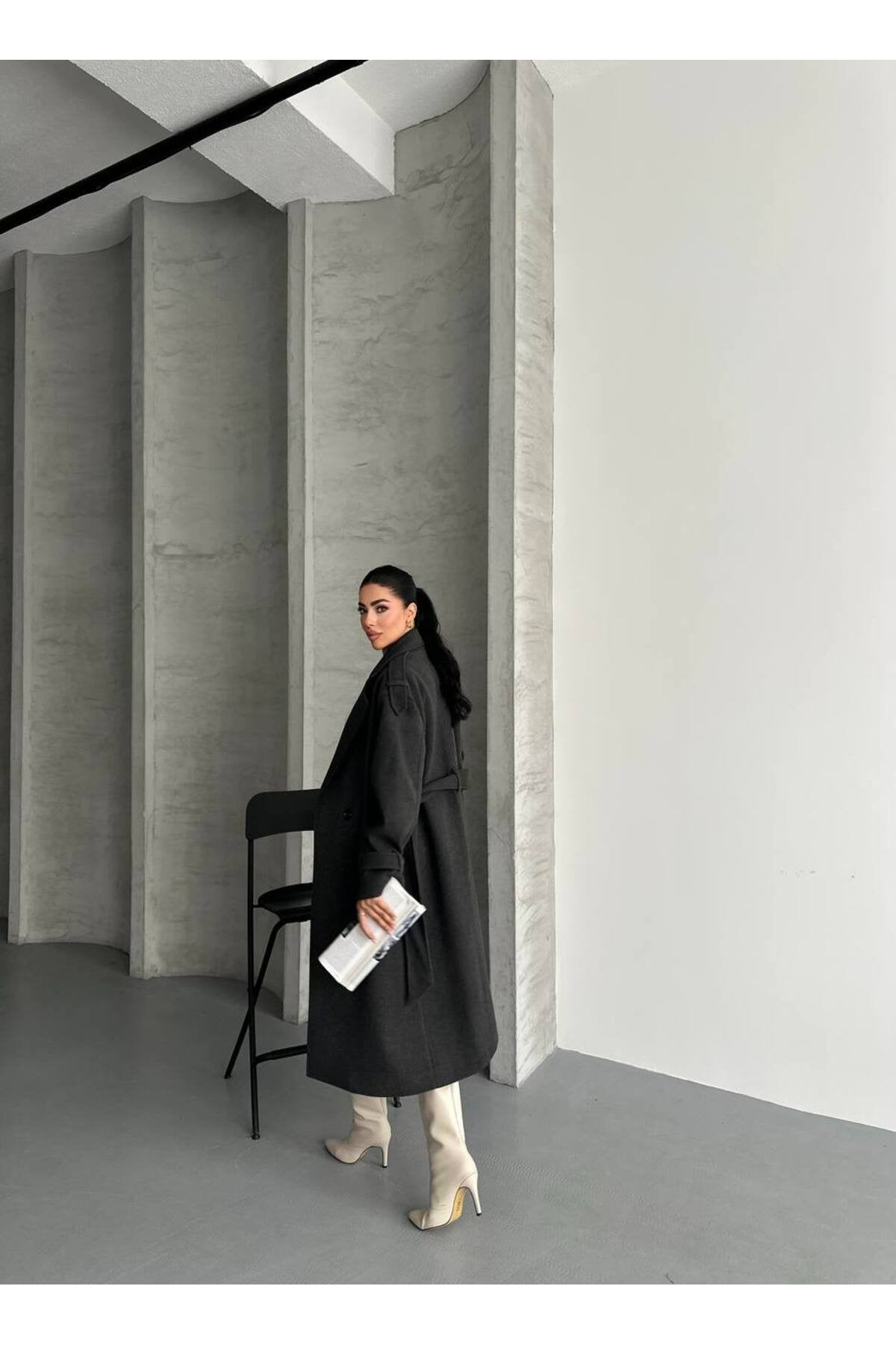 Oversize Kesim Kaşe Kaban