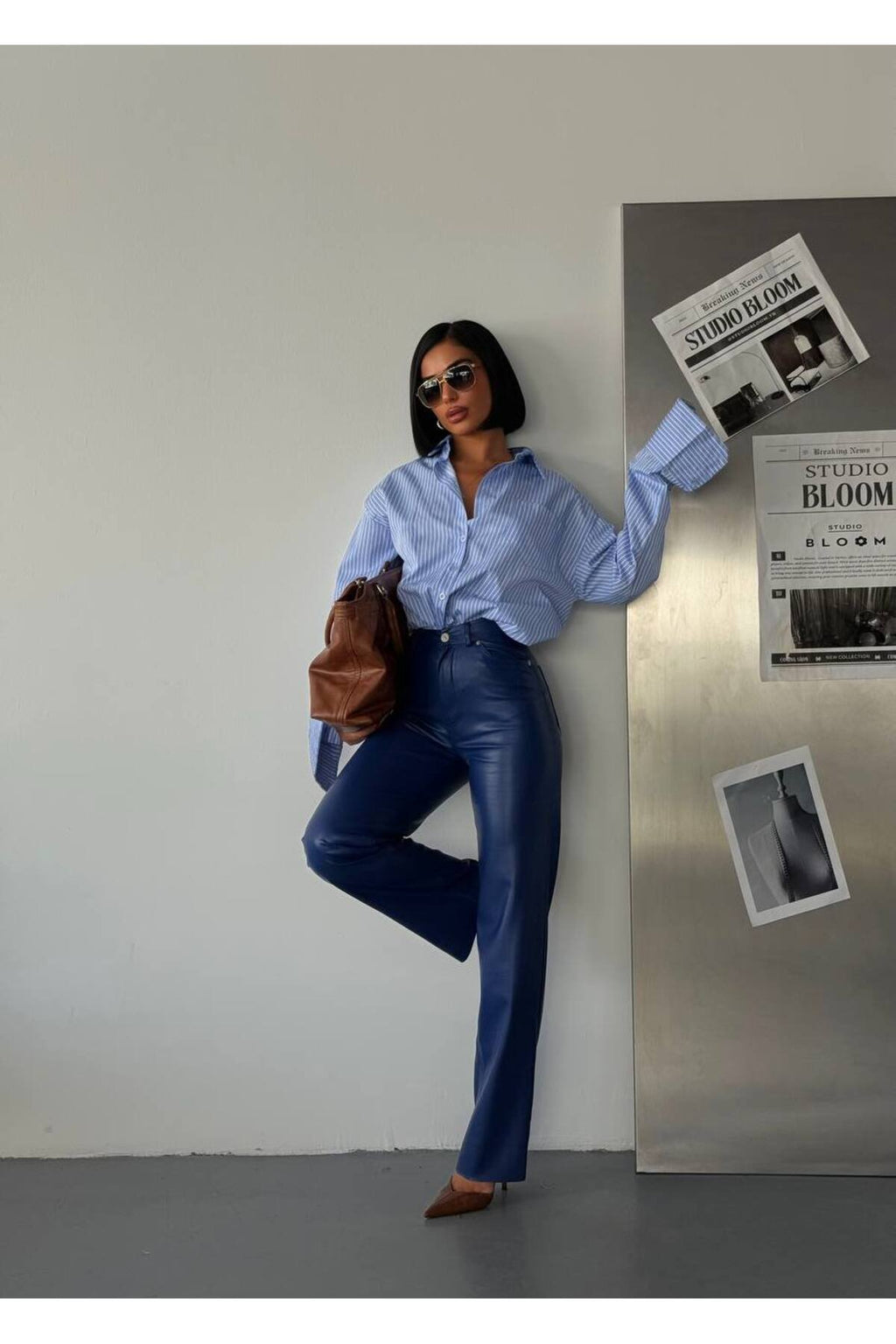 Modern ve Çarpıcı: Yüksek Bel Deri Pantolon