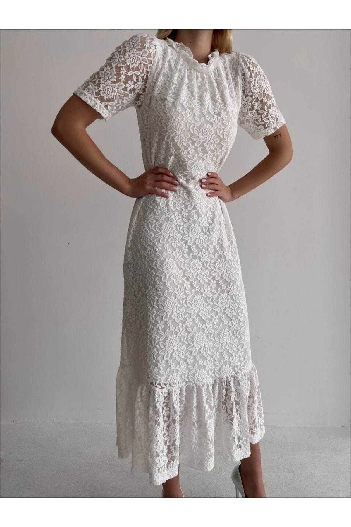 Yeni Sezon Bisiklet Yaka Kısa Kol Dantel Elbise