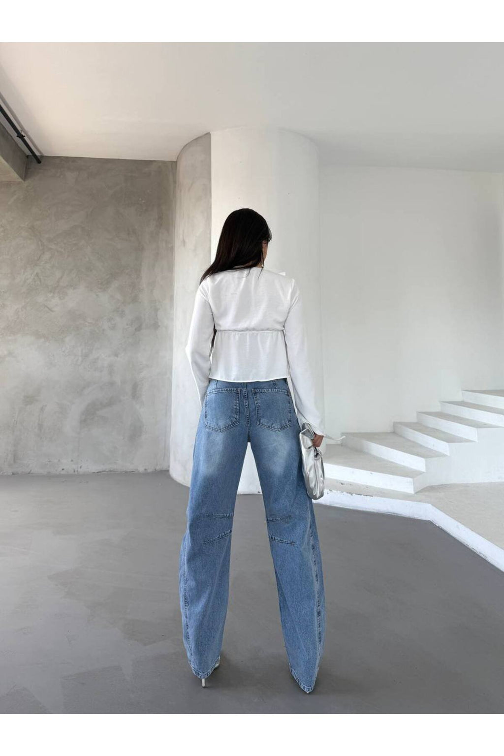 Zincir Detaylı Dikişli Bol Paça Jean Pantolon