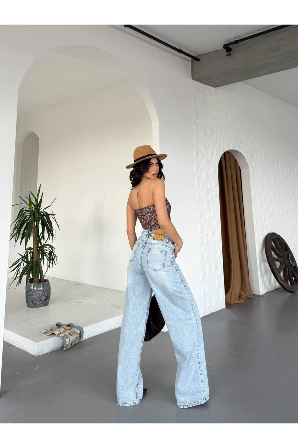 Yüksek Bel Çift Düğmeli Bol Paça Denim Pantolon