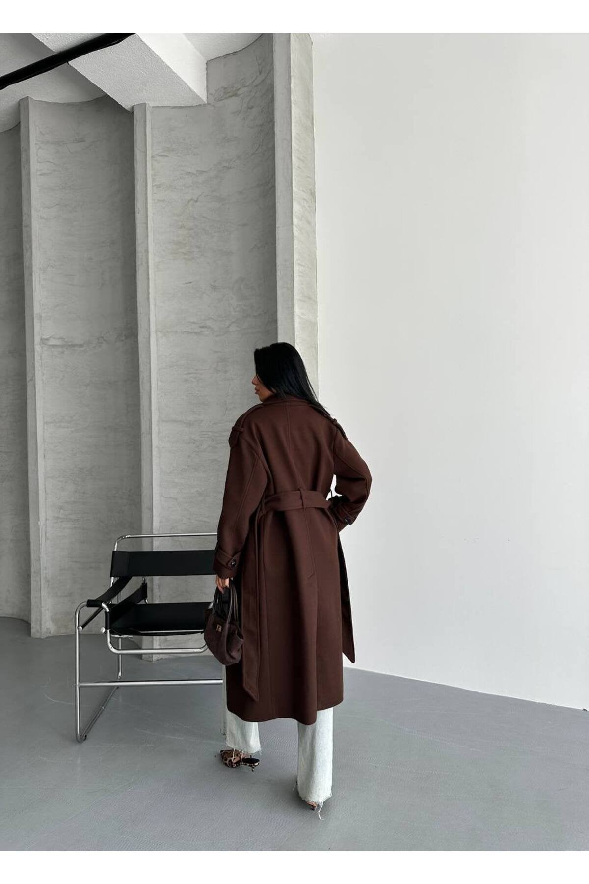 Oversize Kesim Kaşe Kaban