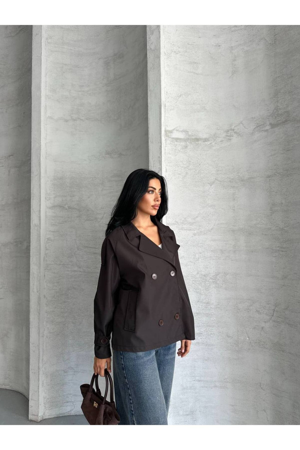 YENİ SEZON KOL VE OMUZ MANŞETLİ CROP TRENCH COAT