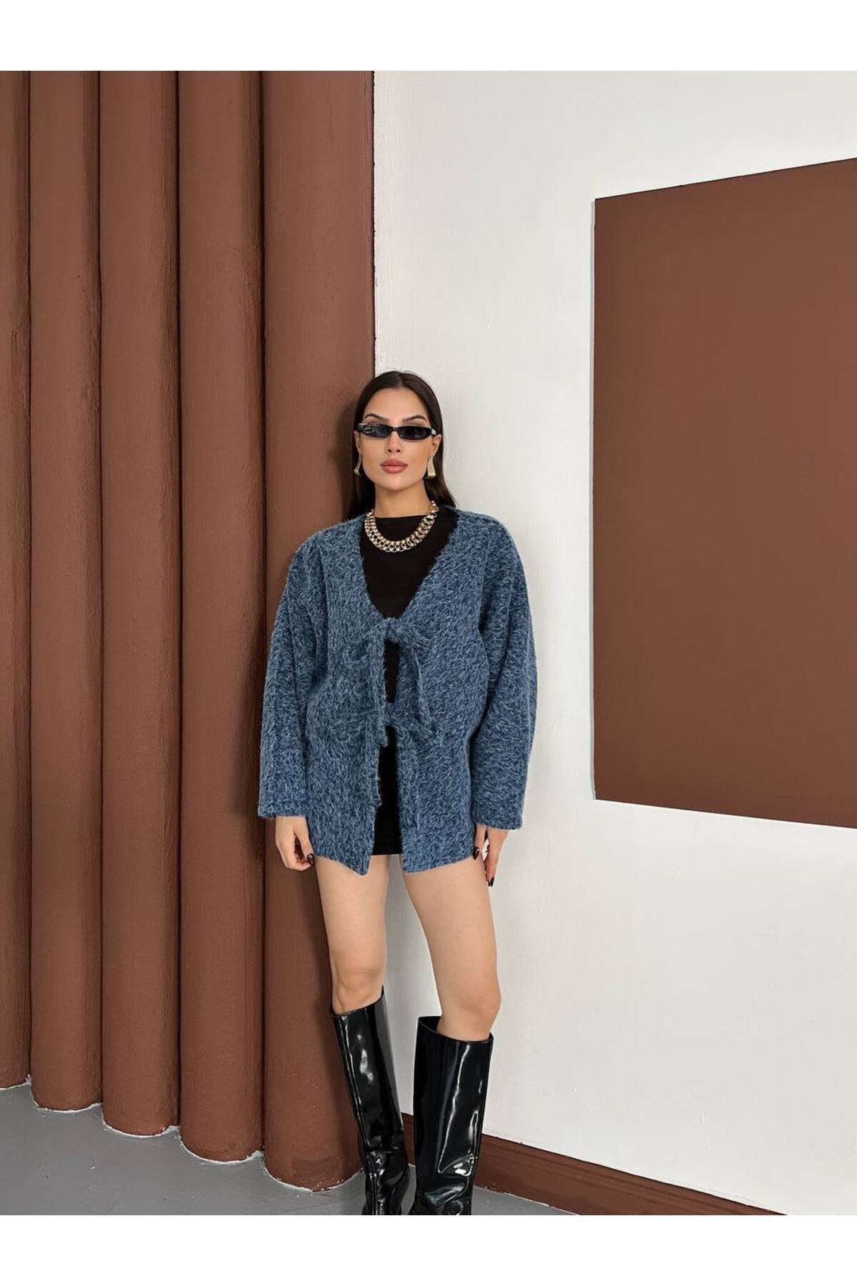 Kırçıllı Kaşe Fiyonklu Kaban