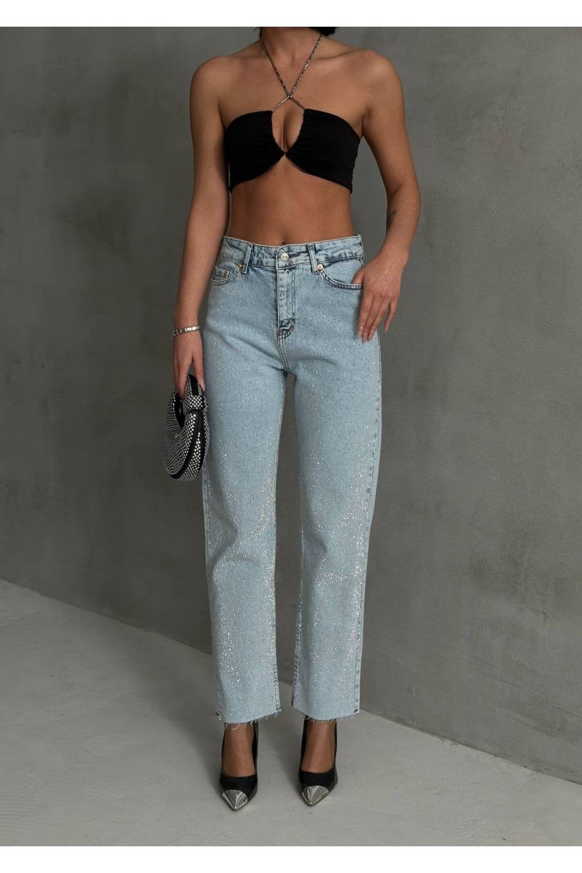 Yüksek Bel Taş Detaylı Parlak Denim Pantolon