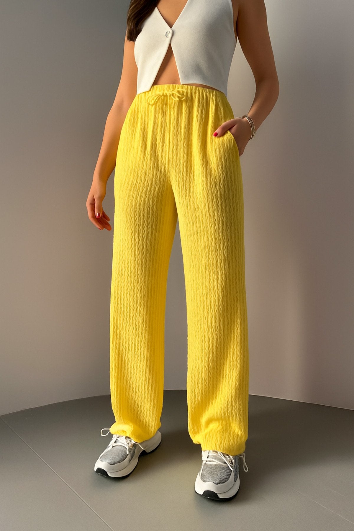 Lastikli Bel Rahat Kesim Dokuma Pantolon