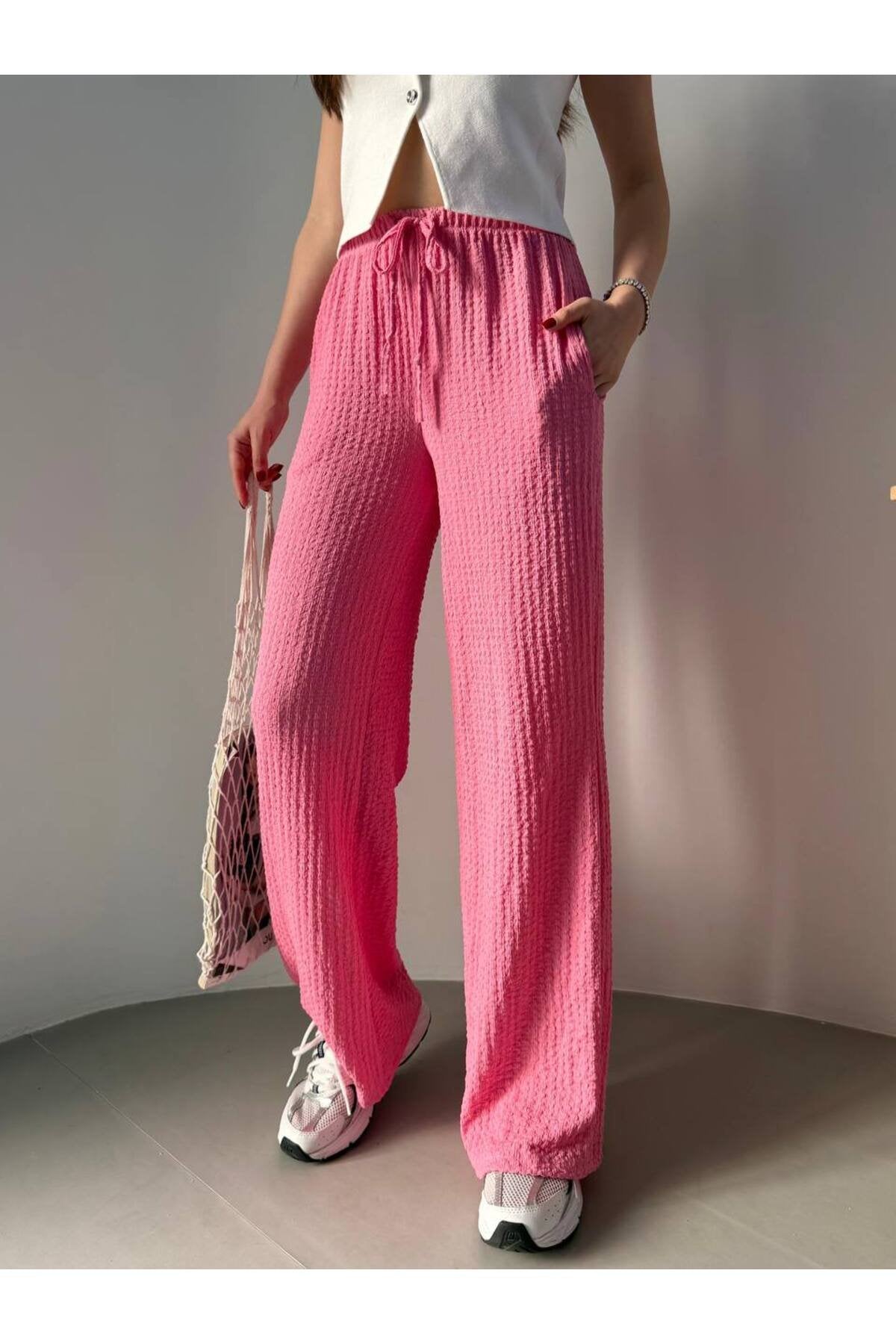 Lastikli Bel Rahat Kesim Dokuma Pantolon