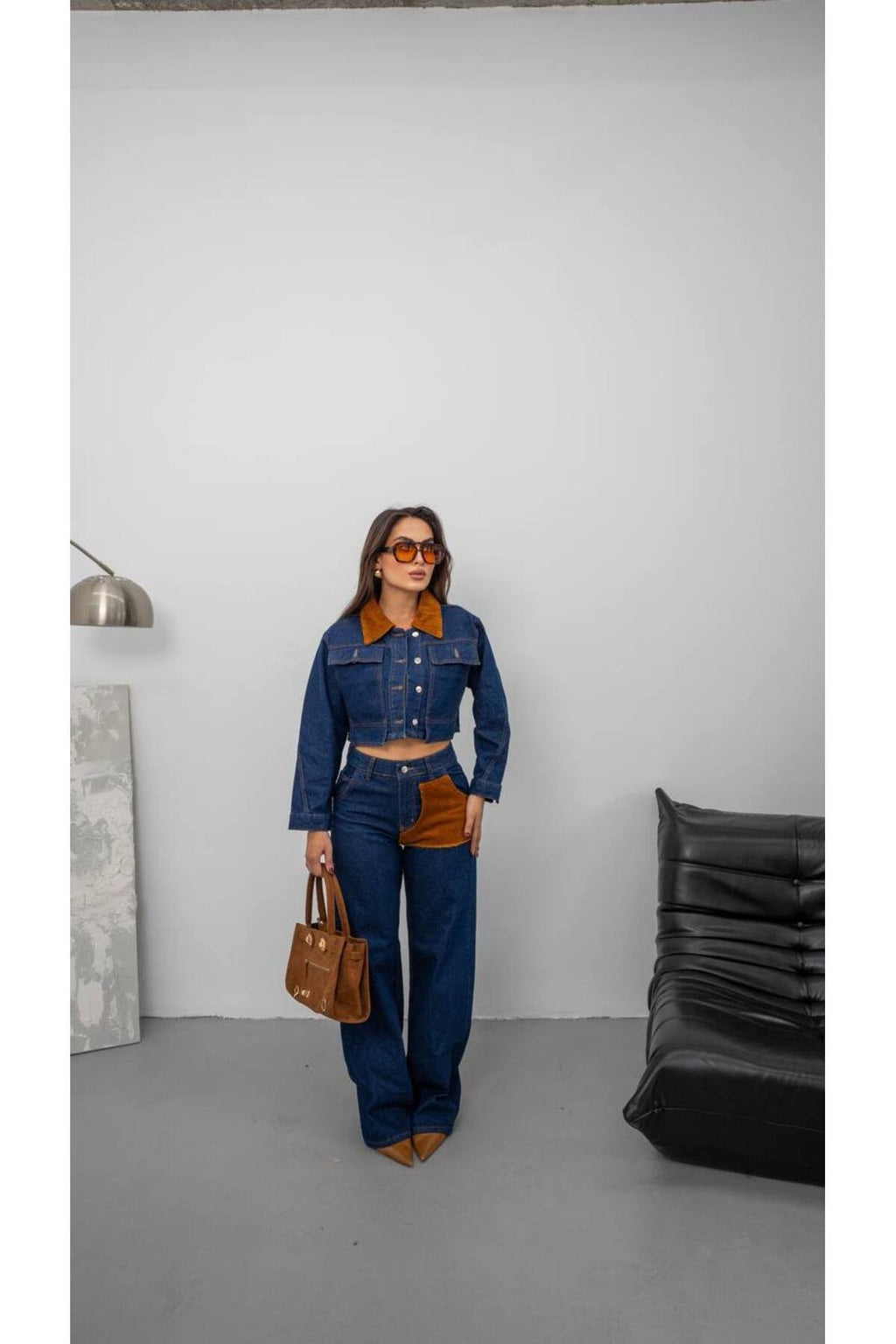 Kadife Detaylı Crop Ceket Takım