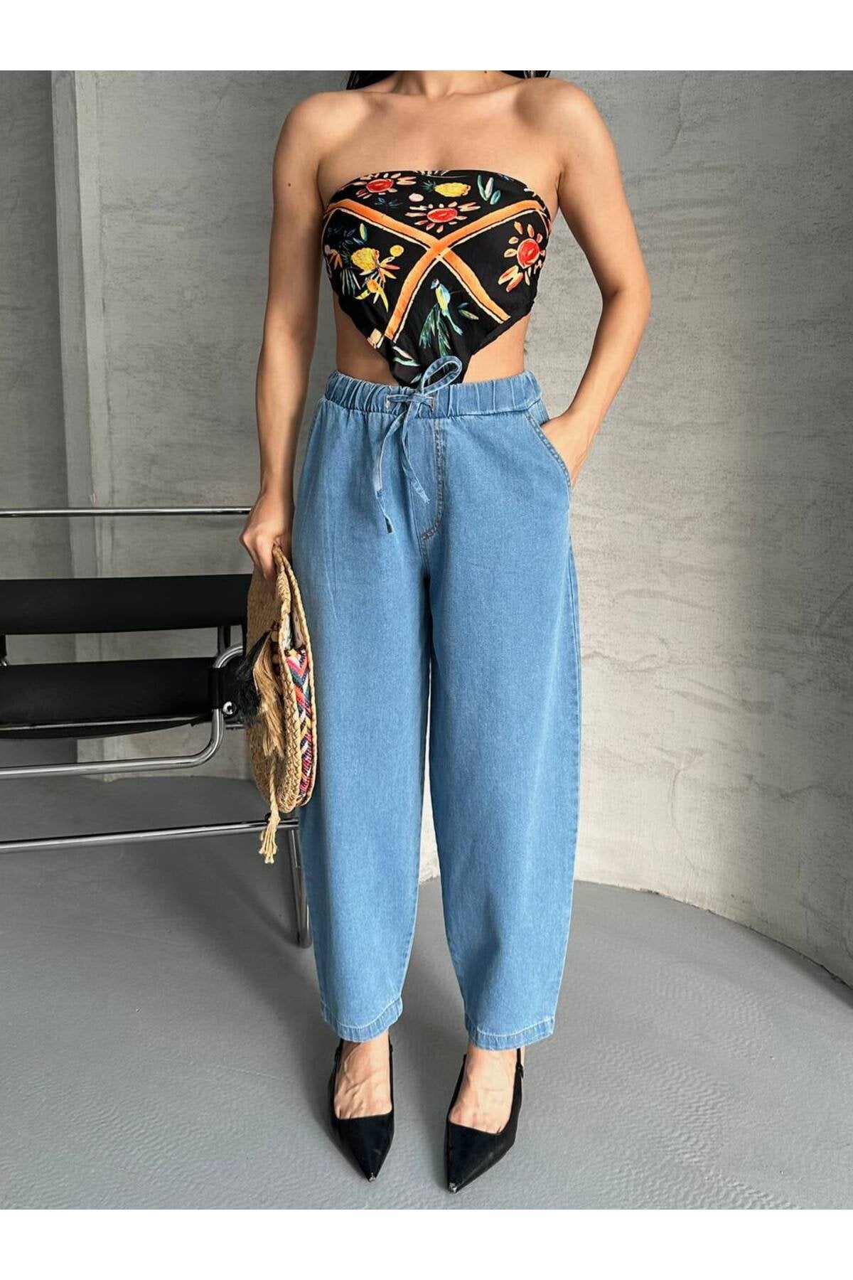 Lastikli Bel Bağcıklı Denim Pantolon – Günlük Konfor ve Şıklık