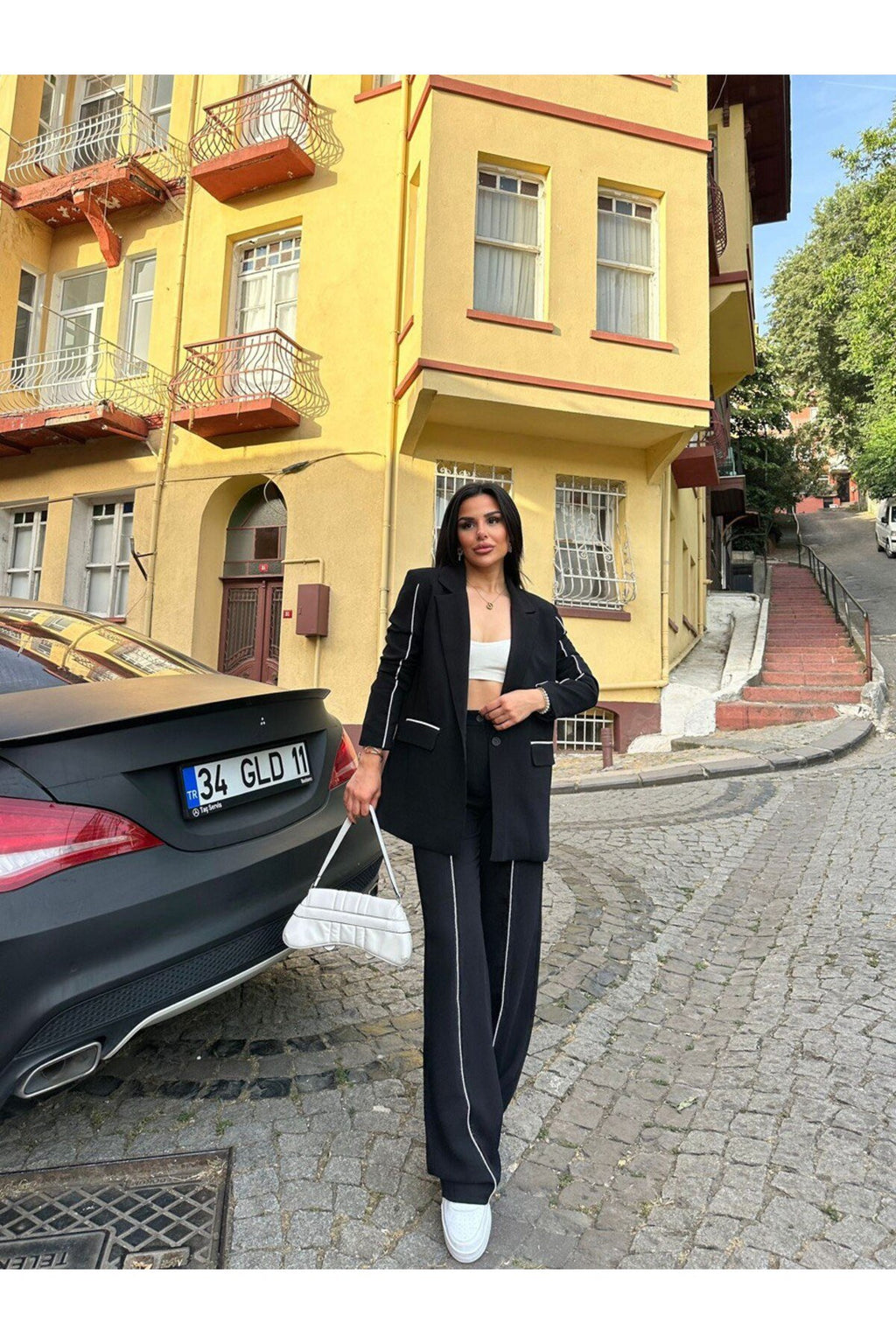 Minimal Tarzın Gücü: Şerit Detaylı Takım