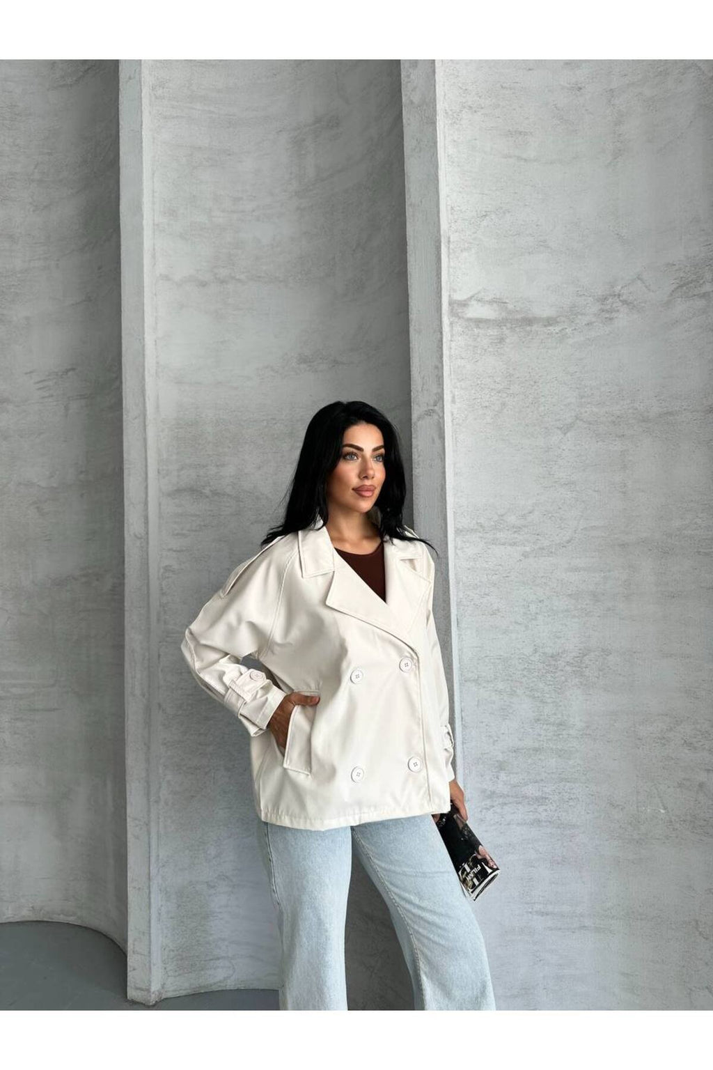 YENİ SEZON KOL VE OMUZ MANŞETLİ CROP TRENCH COAT