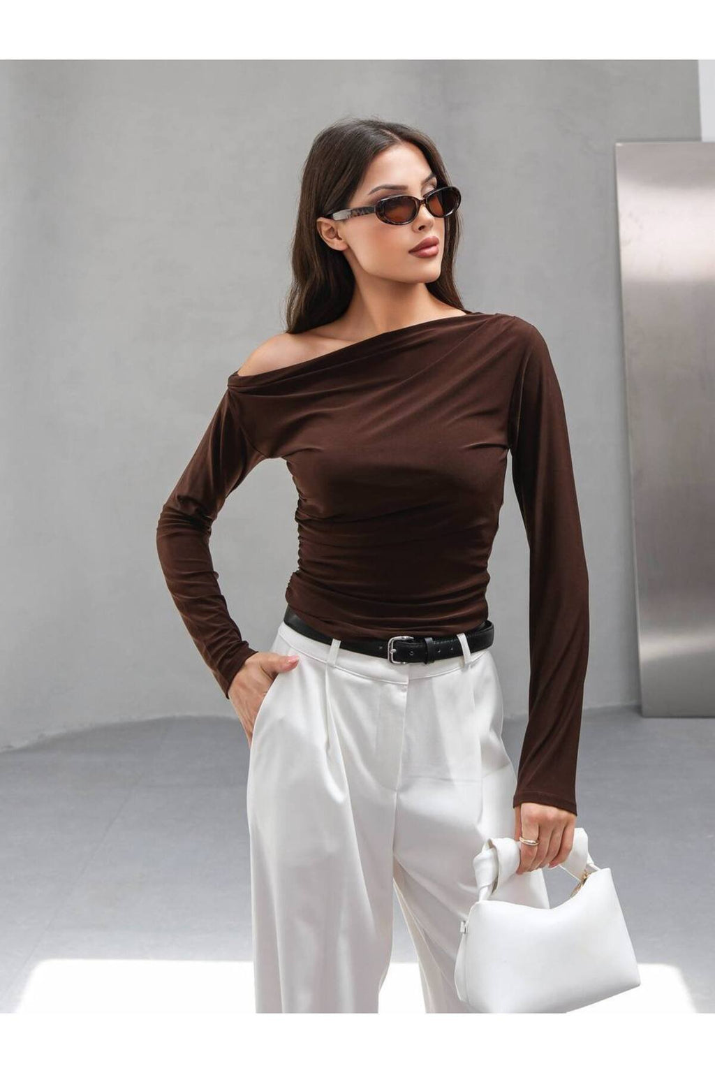 Tek Omuz Off-Shoulder Siyah Bluz