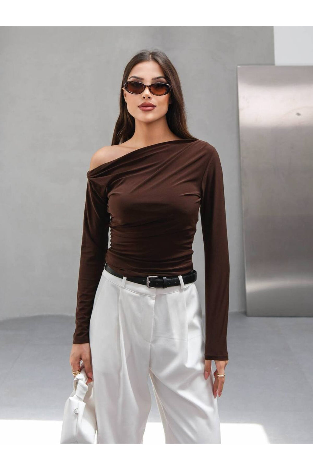 Tek Omuz Off-Shoulder Siyah Bluz