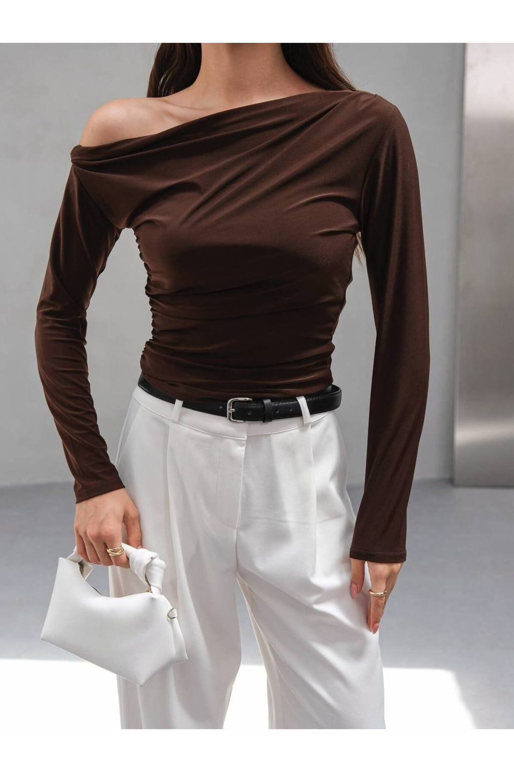 Tek Omuz Off-Shoulder Siyah Bluz