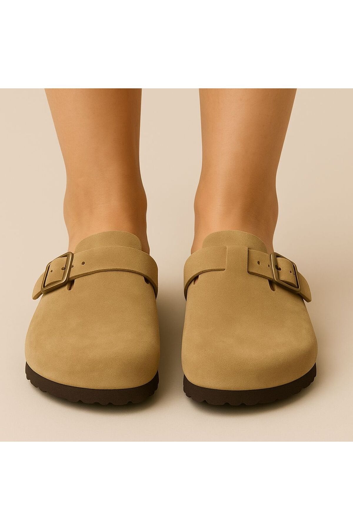 Kadın Siyah Tokalı Kapalı Ön Terlik (Clog Model)