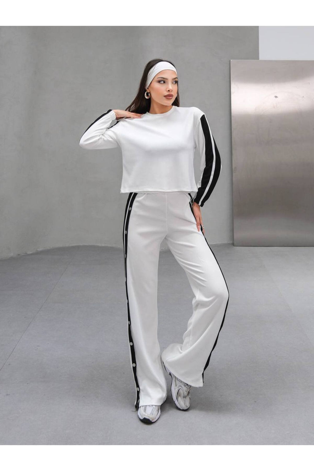Çıtçıt Detaylı Yan Şeritli Kadın İkili Spor Takım