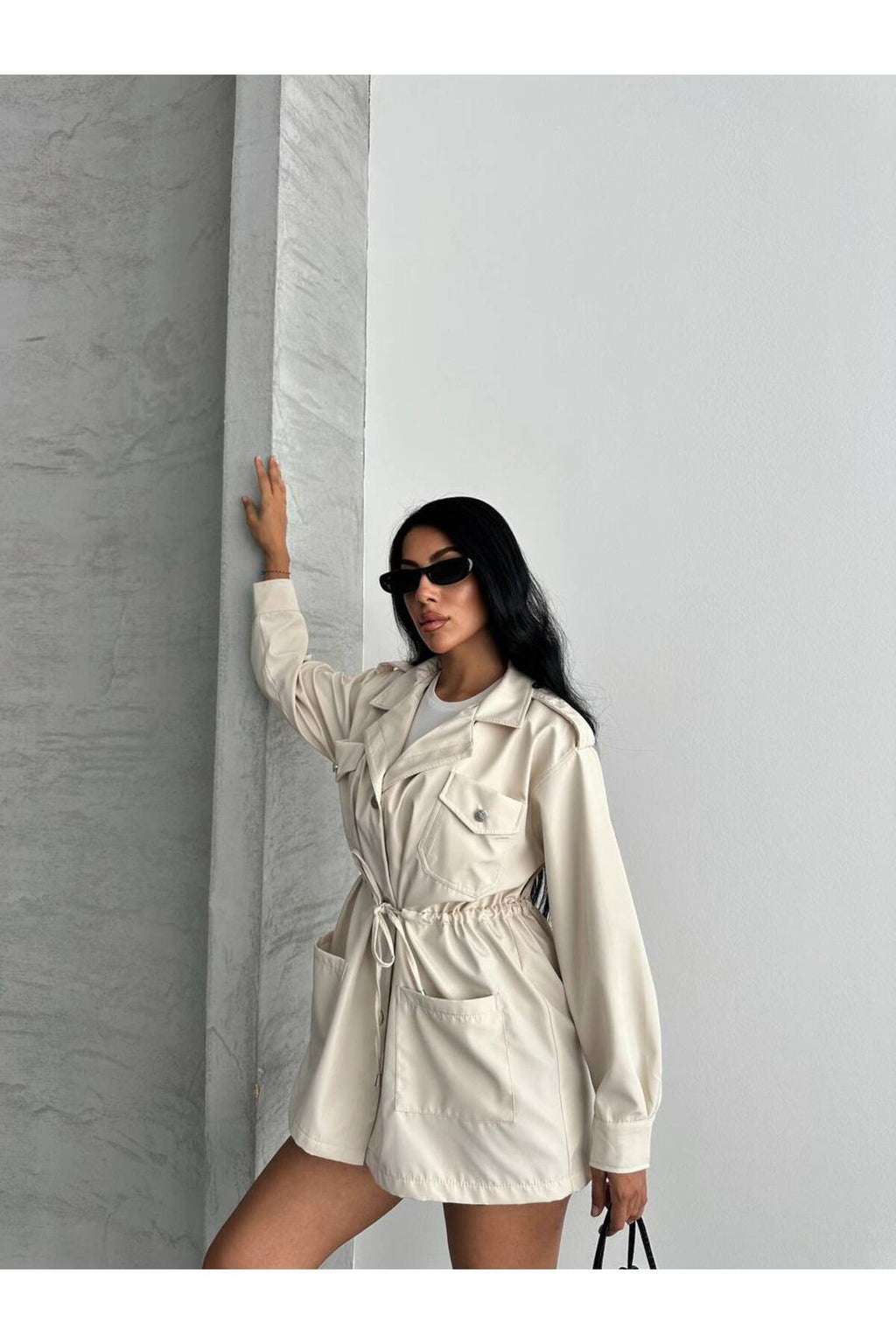 4 CEPLİ BEL BAĞLAMALI KISA TRENCH COAT CEKET