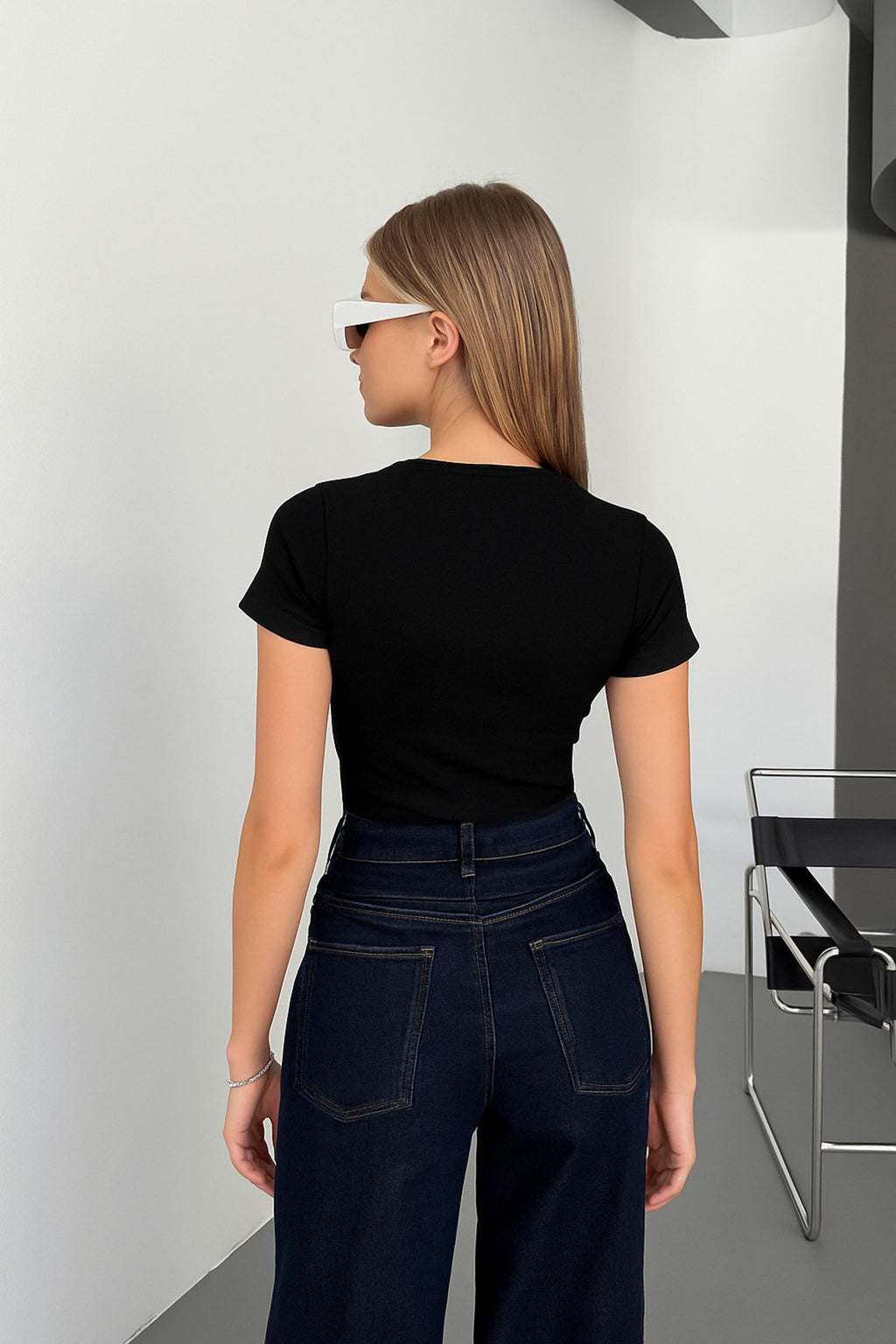 Düz Kesim Ribana Dokulu Basic T-Shirt