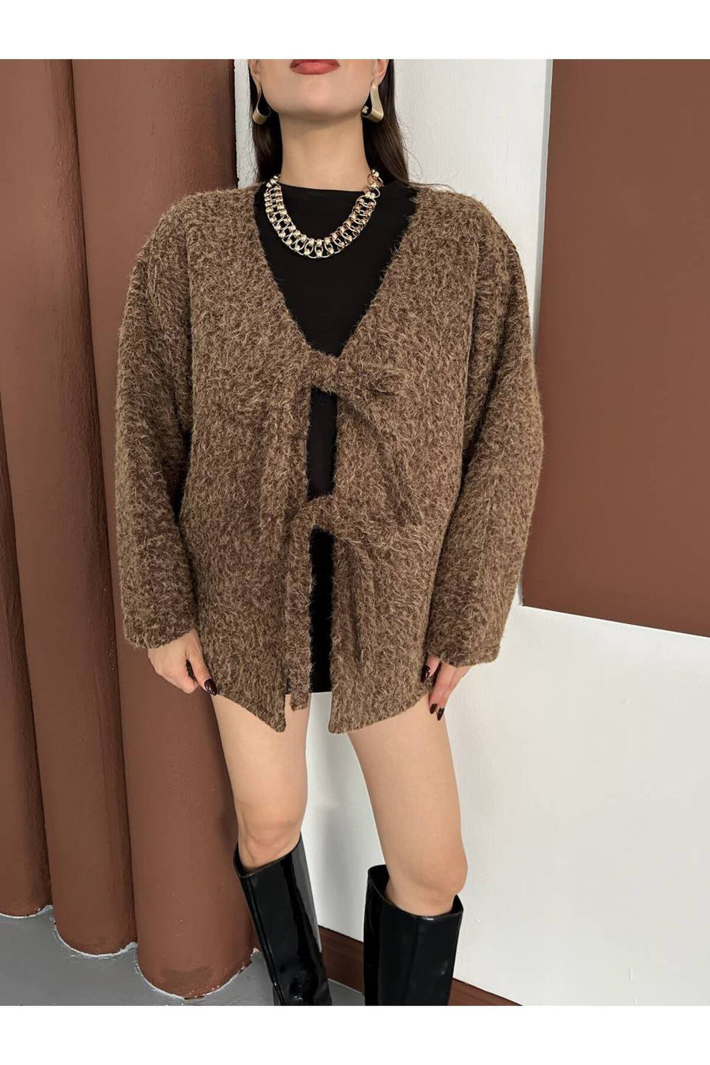 Kırçıllı Kaşe Fiyonklu Kaban