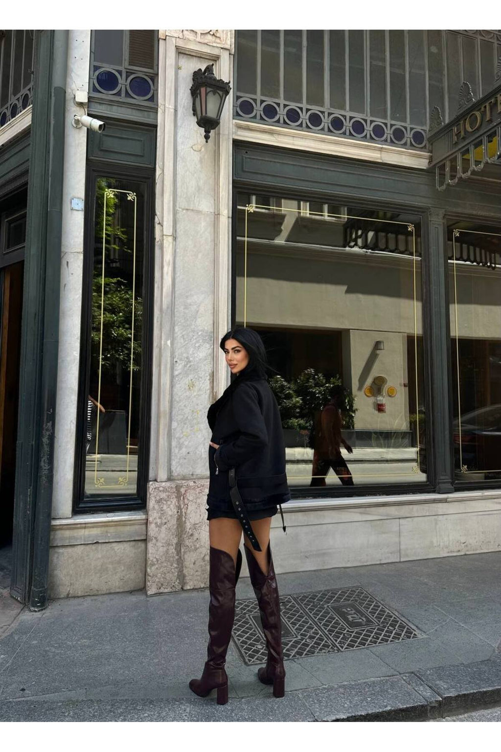 Kemer Detaylı Kürk İçli Mont