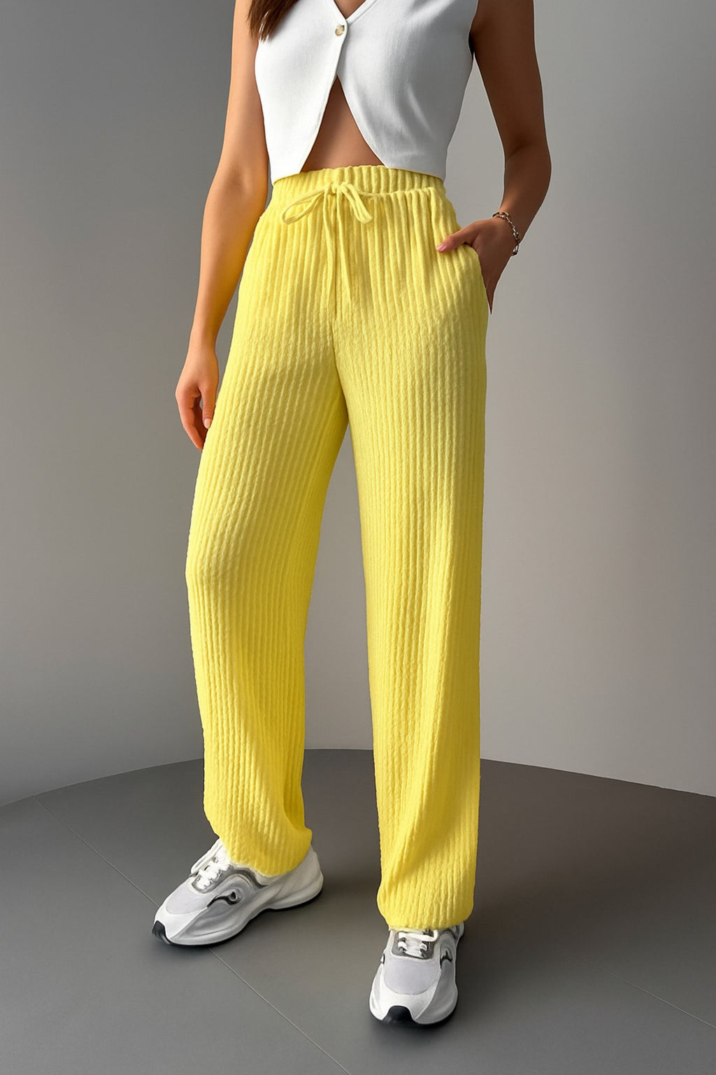 Lastikli Bel Rahat Kesim Dokuma Pantolon