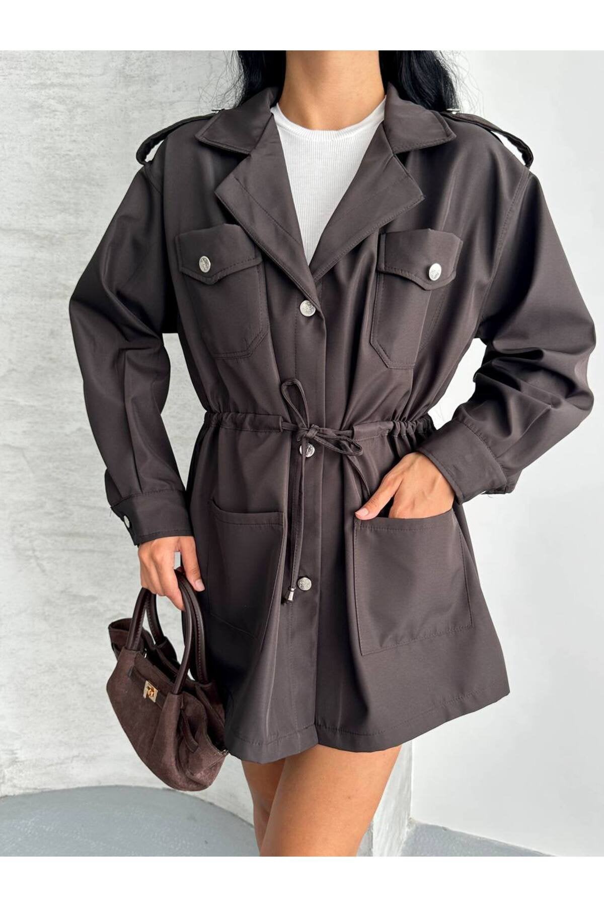 4 CEPLİ BEL BAĞLAMALI KISA TRENCH COAT CEKET