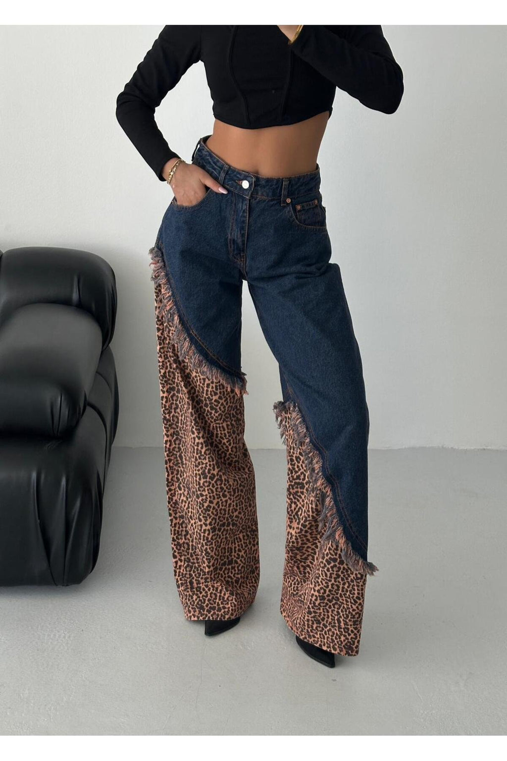 Leopar Desen Detaylı Geniş Paça Tasarım Jean Pantolon