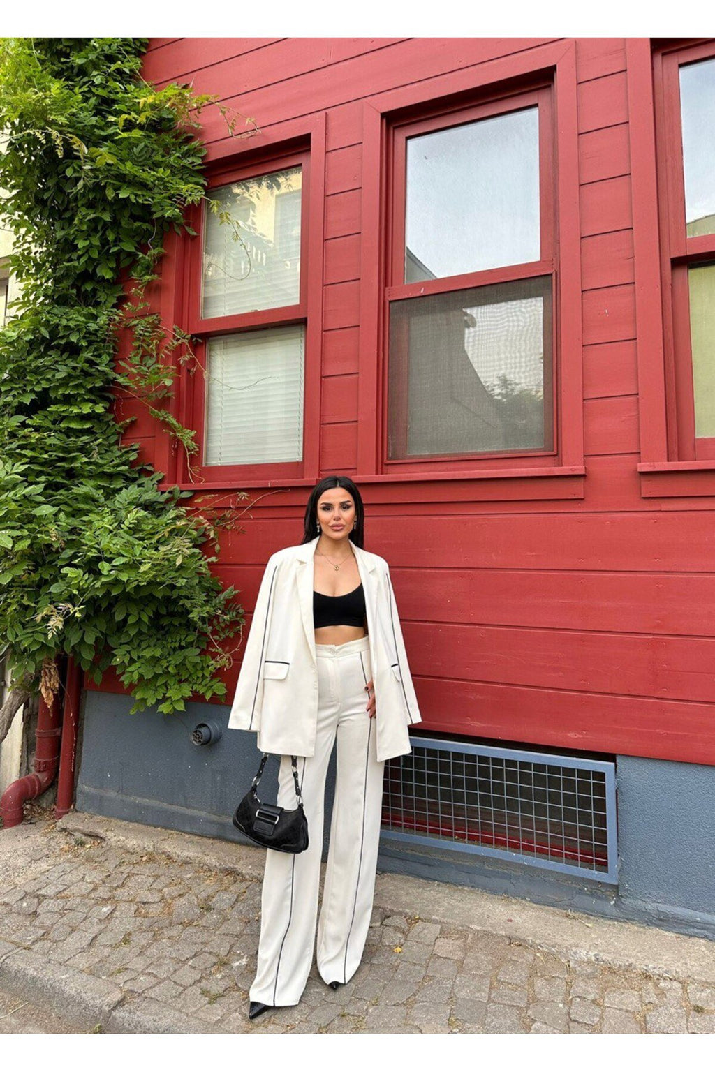 Minimal Tarzın Gücü: Şerit Detaylı Takım